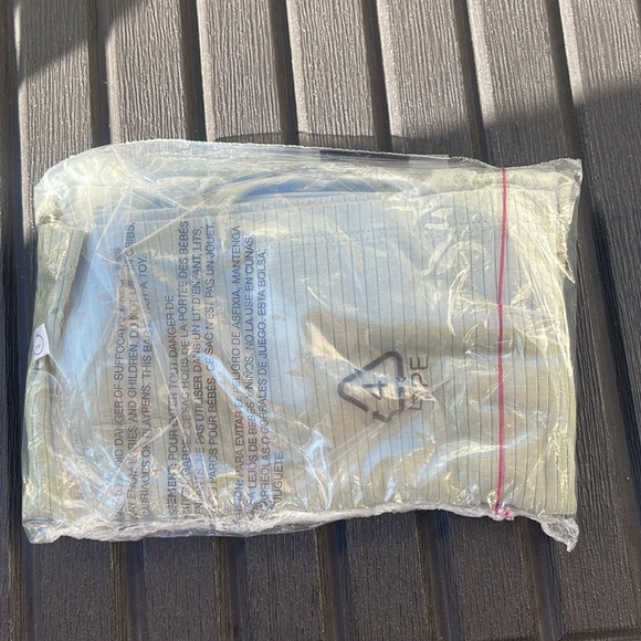 Baby Mori - Sage Ribbed Pajama Set Size 0-3 Months - Picture 6 of 9